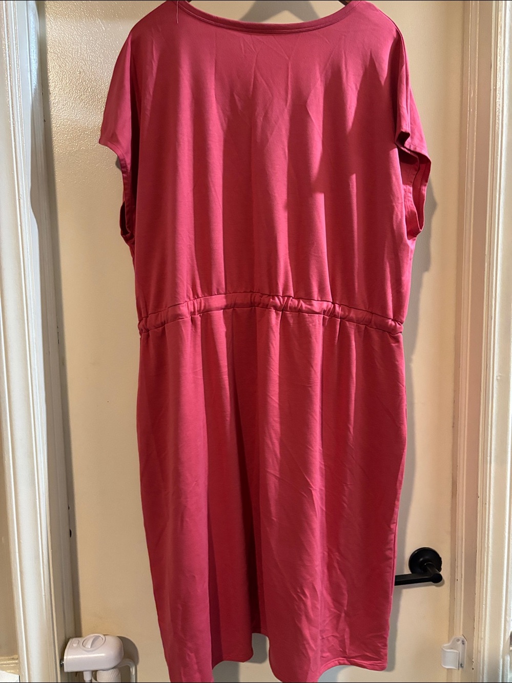 Women’s garnet rose color Drawstring Waist Casual Dress. NWT 2X